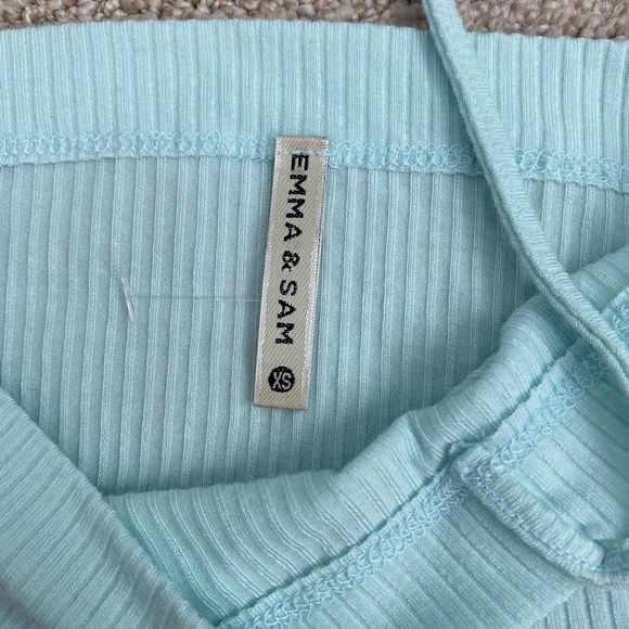 Blue cropped tank top - Picture 2 of 2